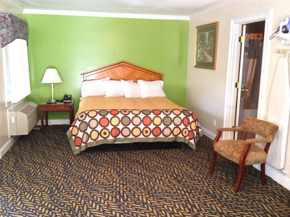 Winton Inn & Suites Barnwell 外观 照片