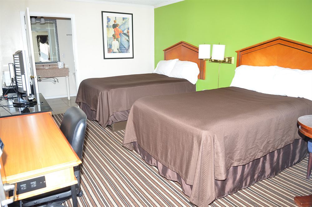 Winton Inn & Suites Barnwell 外观 照片